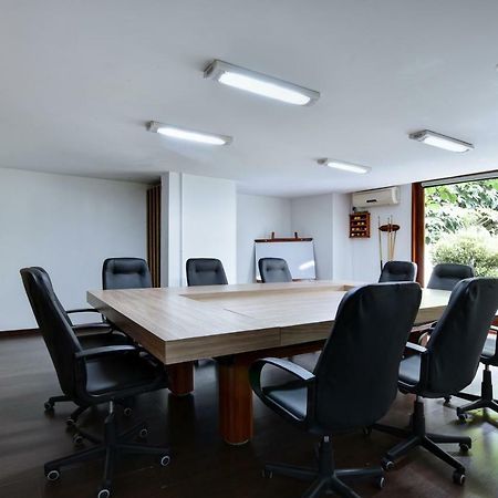 Cyan Suites Poblado By Mde Bnb Medellín Buitenkant foto