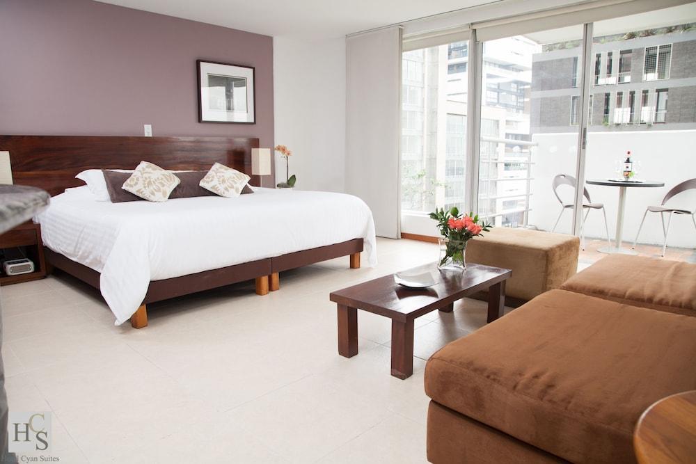 Cyan Suites Poblado By Mde Bnb Medellín Buitenkant foto
