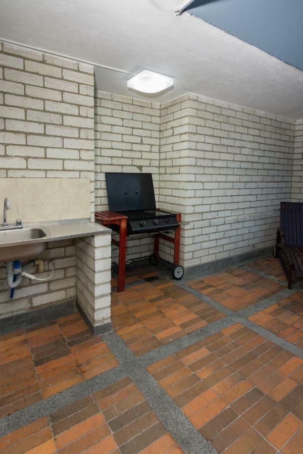 Cyan Suites Poblado By Mde Bnb Medellín Buitenkant foto